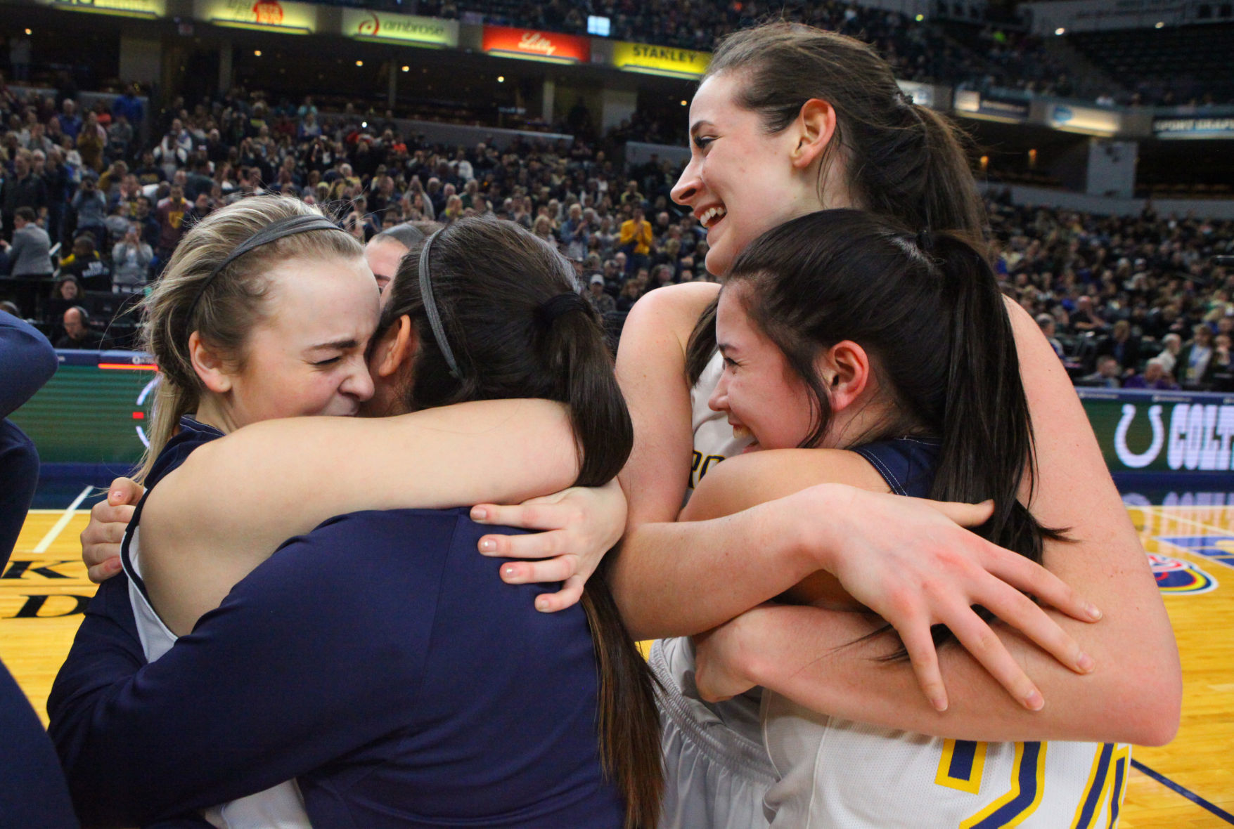 Girls Basketball State Finals: Marquette Catholic vs. Vincennes Rivet